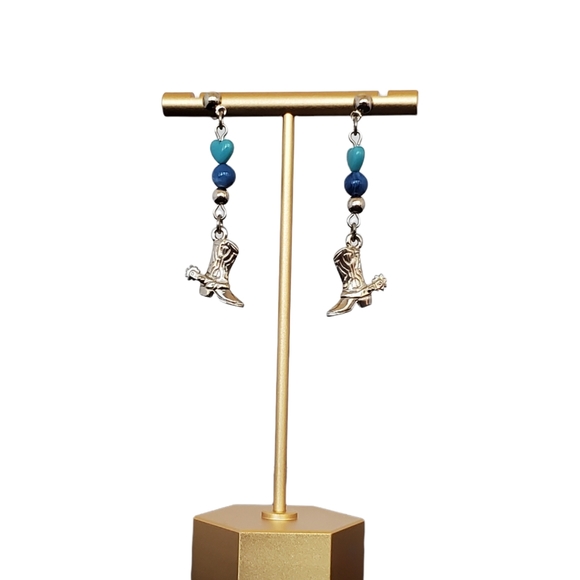 Avon Cowboy Boot Earrings - Picture 2 of 4